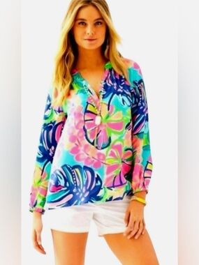 Lilly Pulitzer Blouse Exotic
Garden Size XS